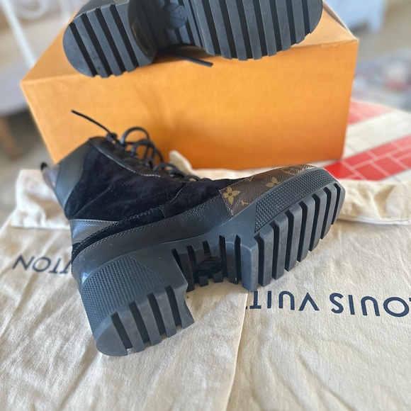 Laureate Platform Desert Boot - Picture 6 of 8